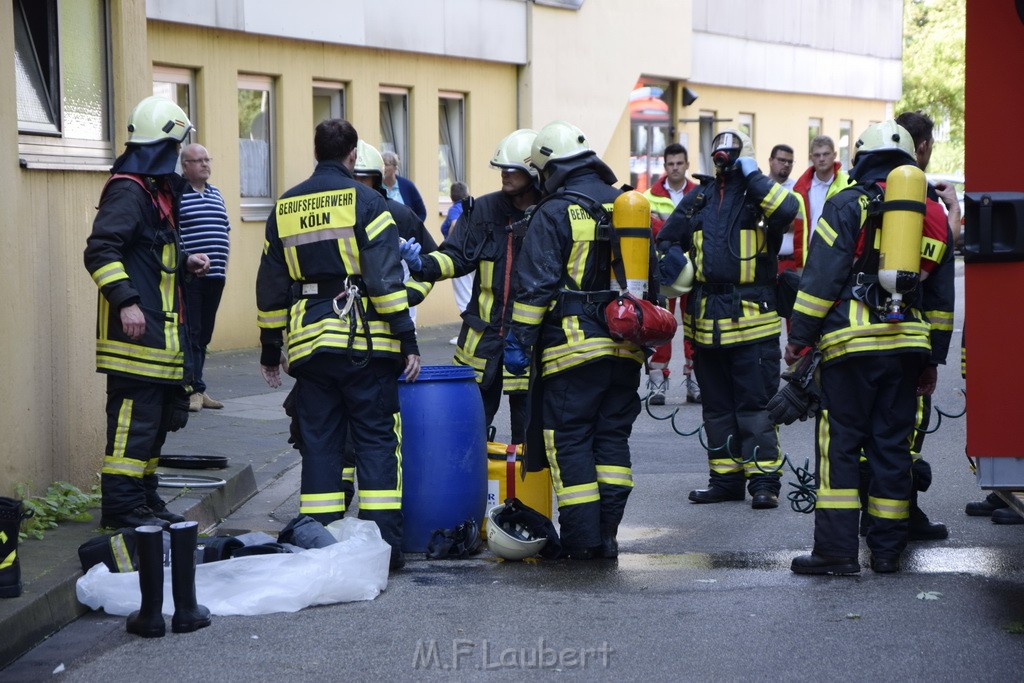 Chlorgasaustritt Altenheim Koeln Riehl Boltensternstr P152.JPG - Miklos Laubert